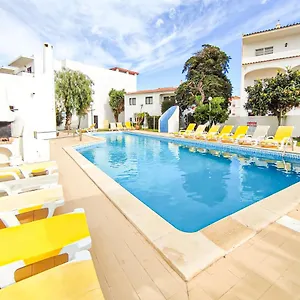  Apartment Apartamento Tio Pedro - By Bedzy
